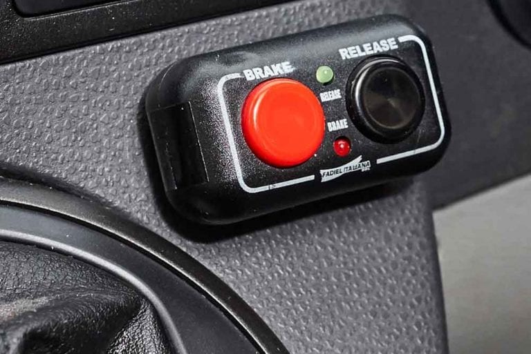 electronic-hand-brake-for-disabled-drivers-total-ability-australia-nz